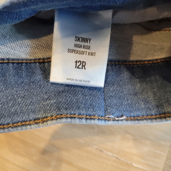 Express Jeans - Picture 3 of 3